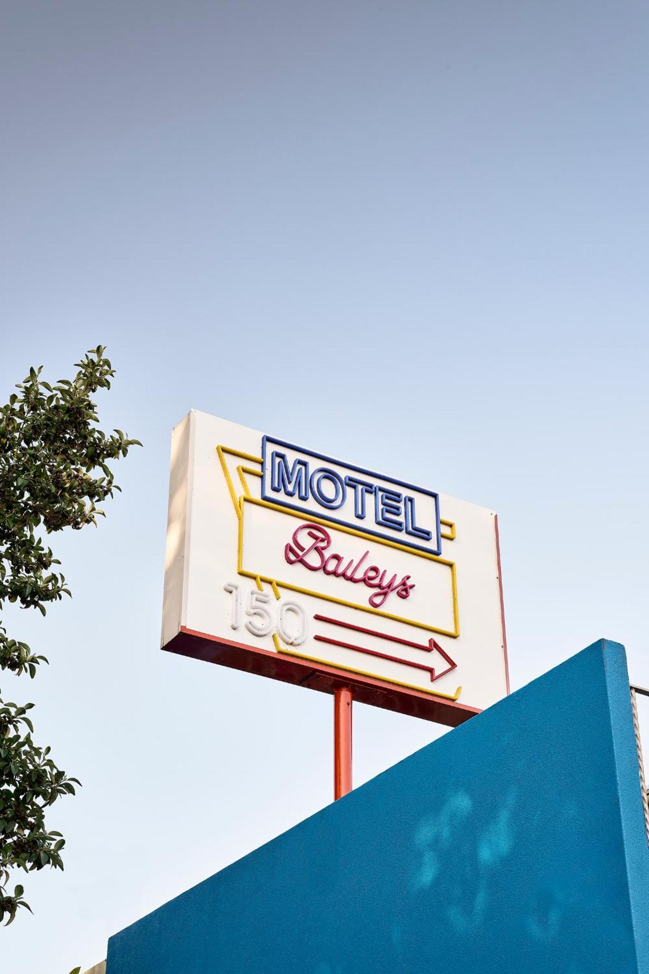 Baileys Parkside Motel By Vetroblu Perth Bagian luar foto